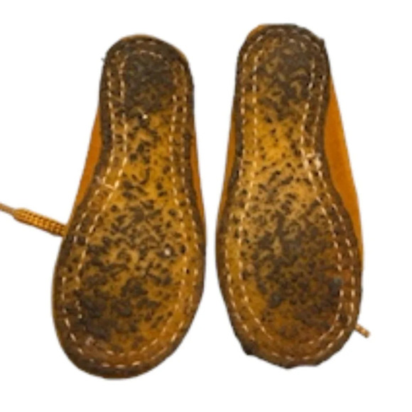 Hand made  moccasins - Picture 2 of 2